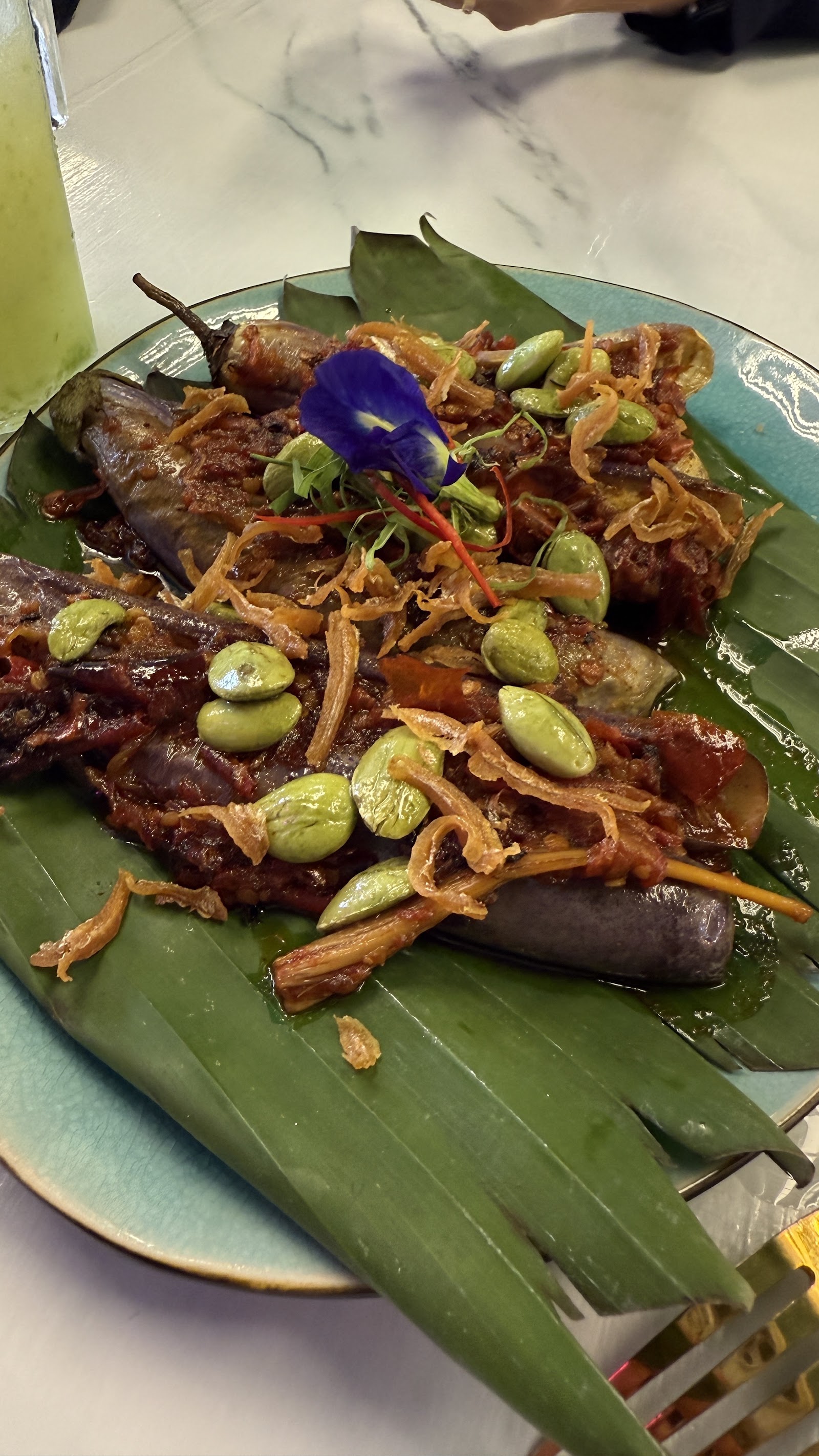 KUAH 10